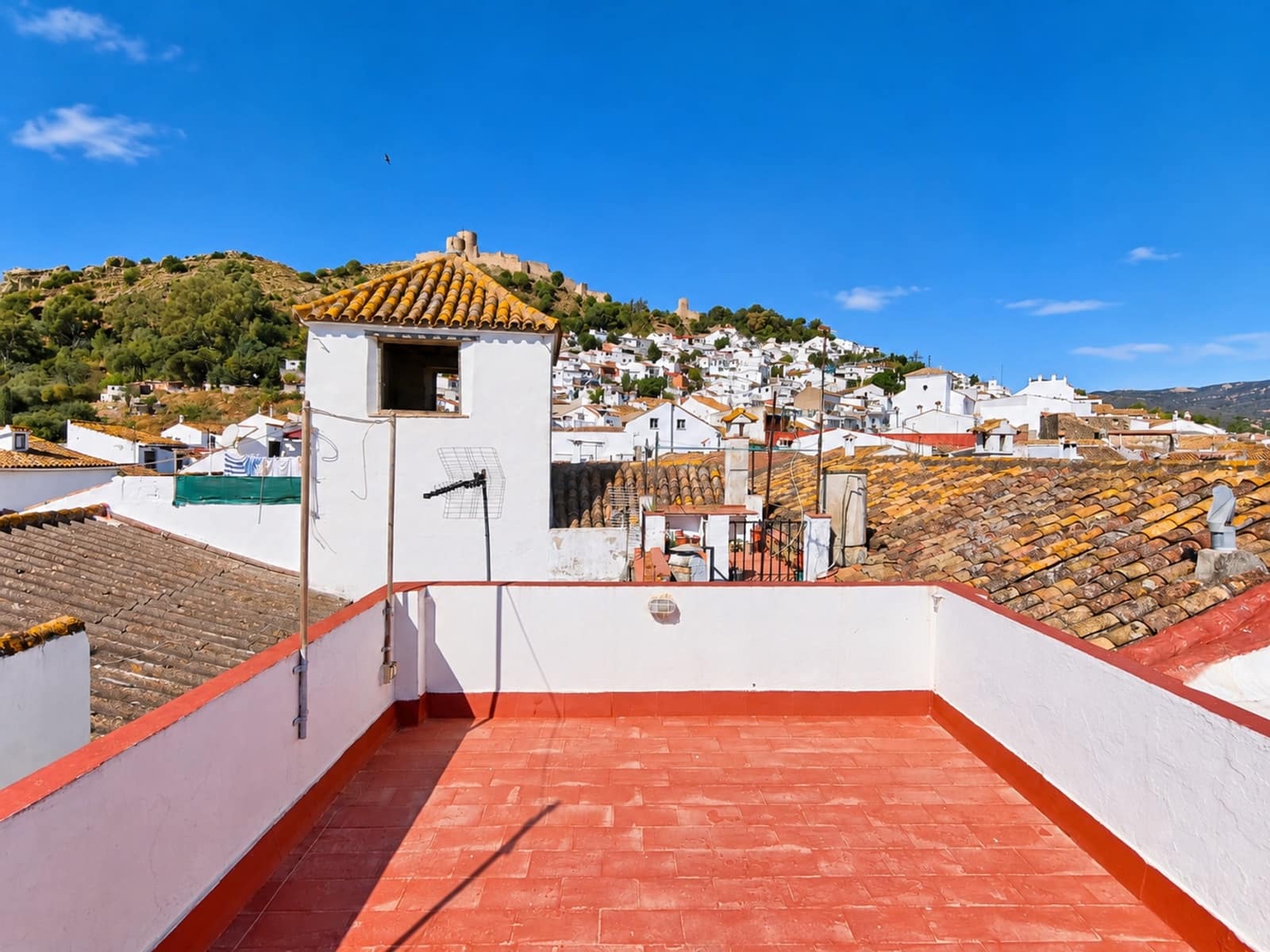 Apartamento de 3 habitaciones en Jimena de la Frontera en venta - 99.900 € (Ref: 10176878)