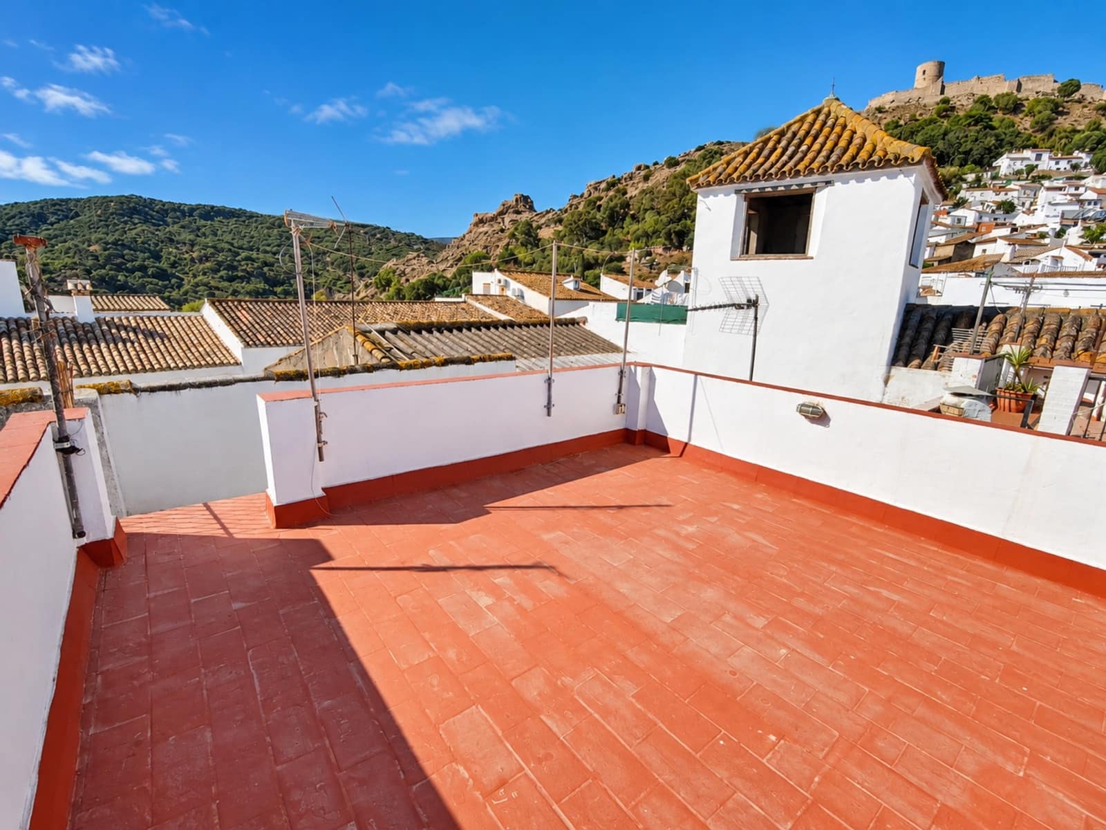 Apartamento de 3 habitaciones en Jimena de la Frontera en venta - 99.900 € (Ref: 10176878)