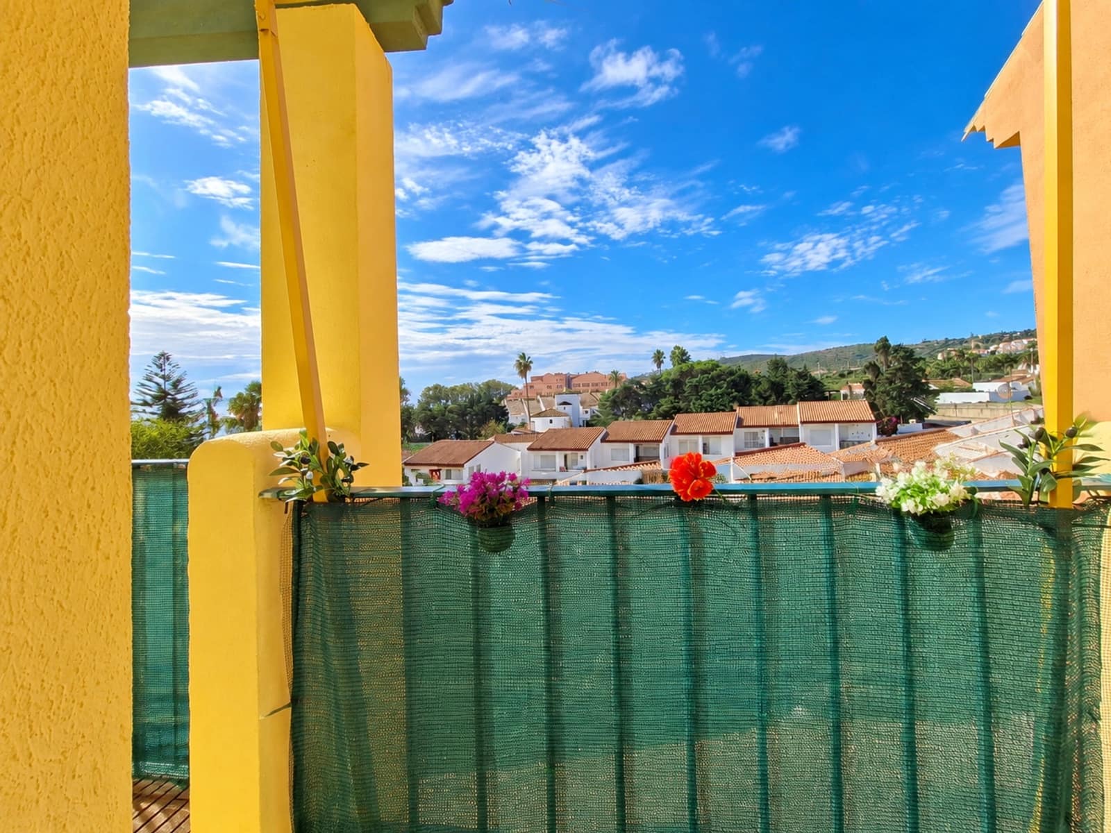 2 bedroom Apartment for sale in Manilva with pool garage - € 259,000 (Ref: 10176879)