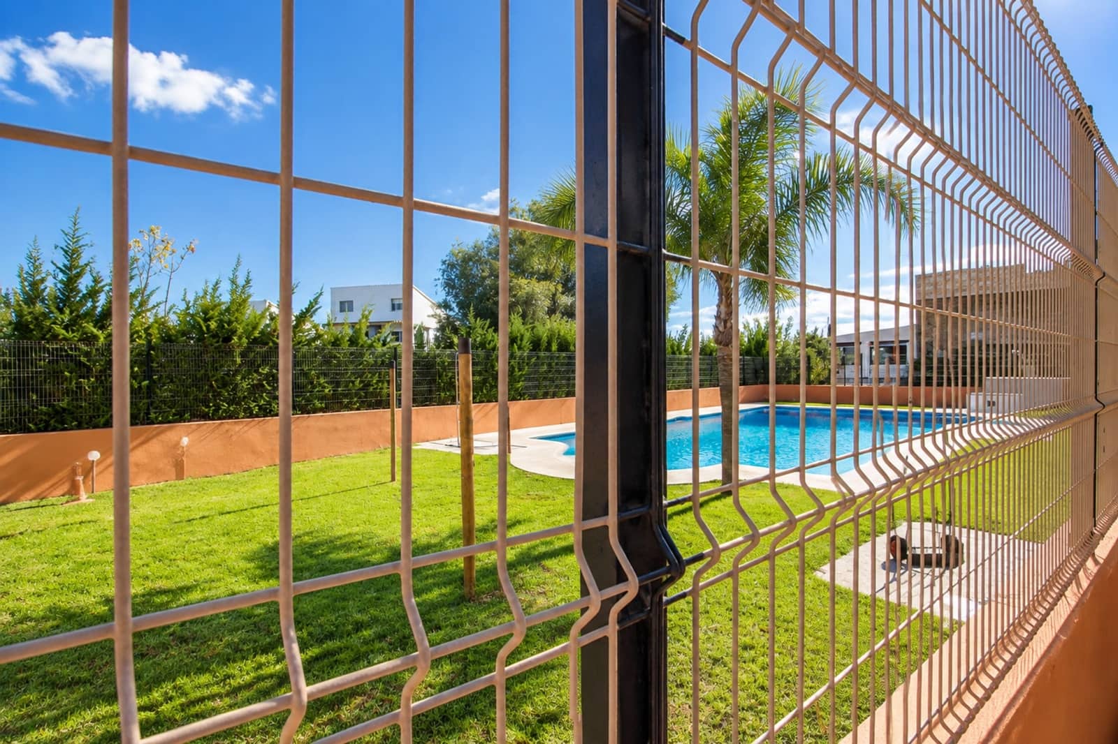 2 bedroom Apartment for sale in Manilva with pool garage - € 259,000 (Ref: 10176879)