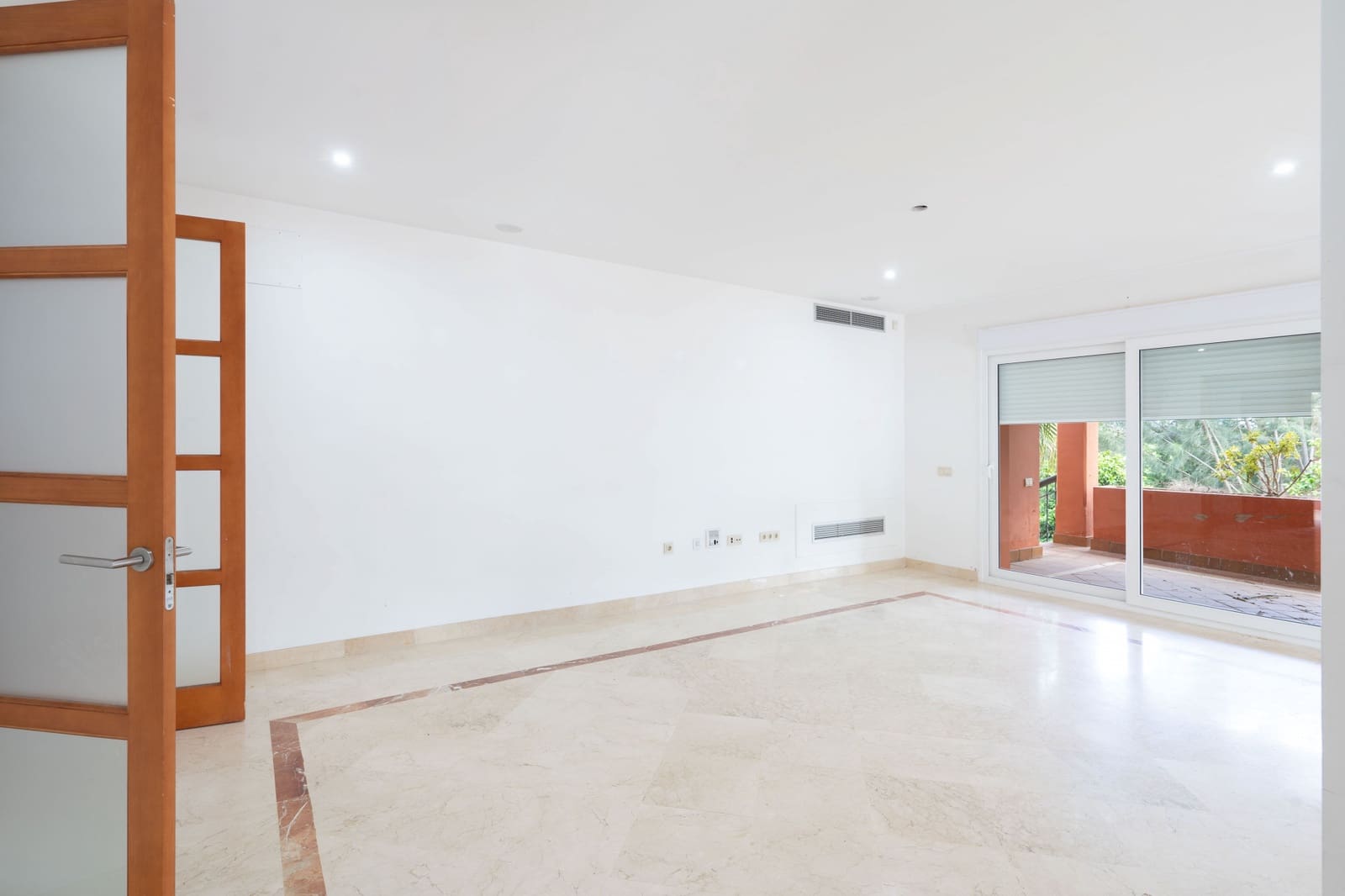 4 soveværelse Villa til salg i Sotogrande med swimmingpool garage - € 980.000 (Ref: 7792989)