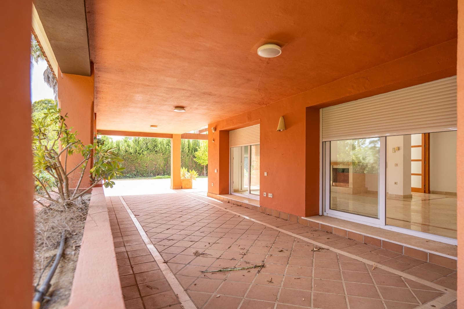 4 soveværelse Villa til salg i Sotogrande med swimmingpool garage - € 980.000 (Ref: 7792989)