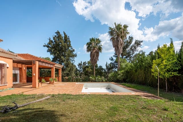 4 slaapkamer Villa te koop in Sotogrande Alto, San Roque met zwembad garage - € 980.000 (Ref: 7792989)