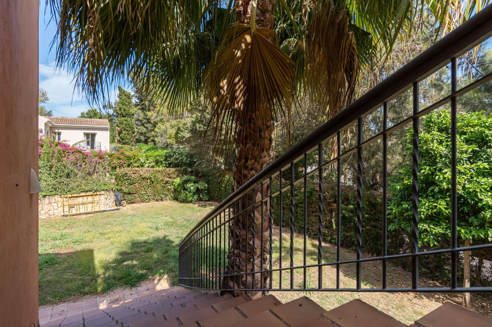 4 soveværelse Villa til salg i Sotogrande med swimmingpool garage - € 980.000 (Ref: 7792989)