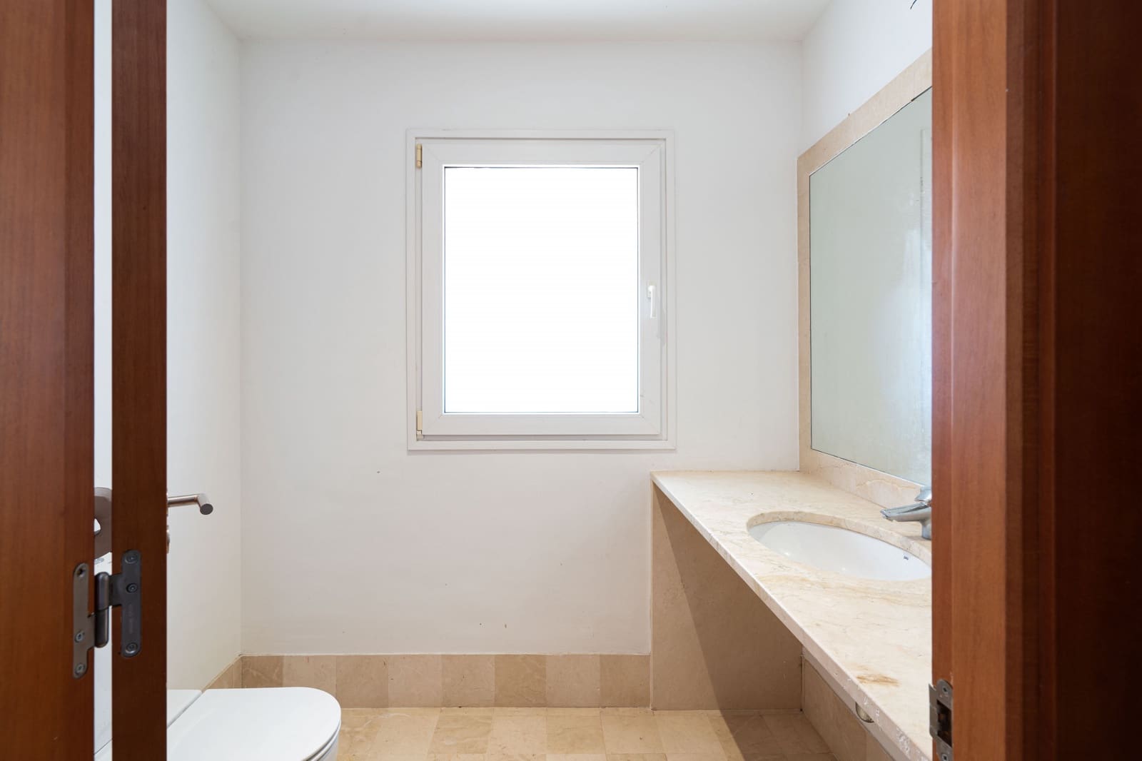 4 soveværelse Villa til salg i Sotogrande med swimmingpool garage - € 980.000 (Ref: 7792989)