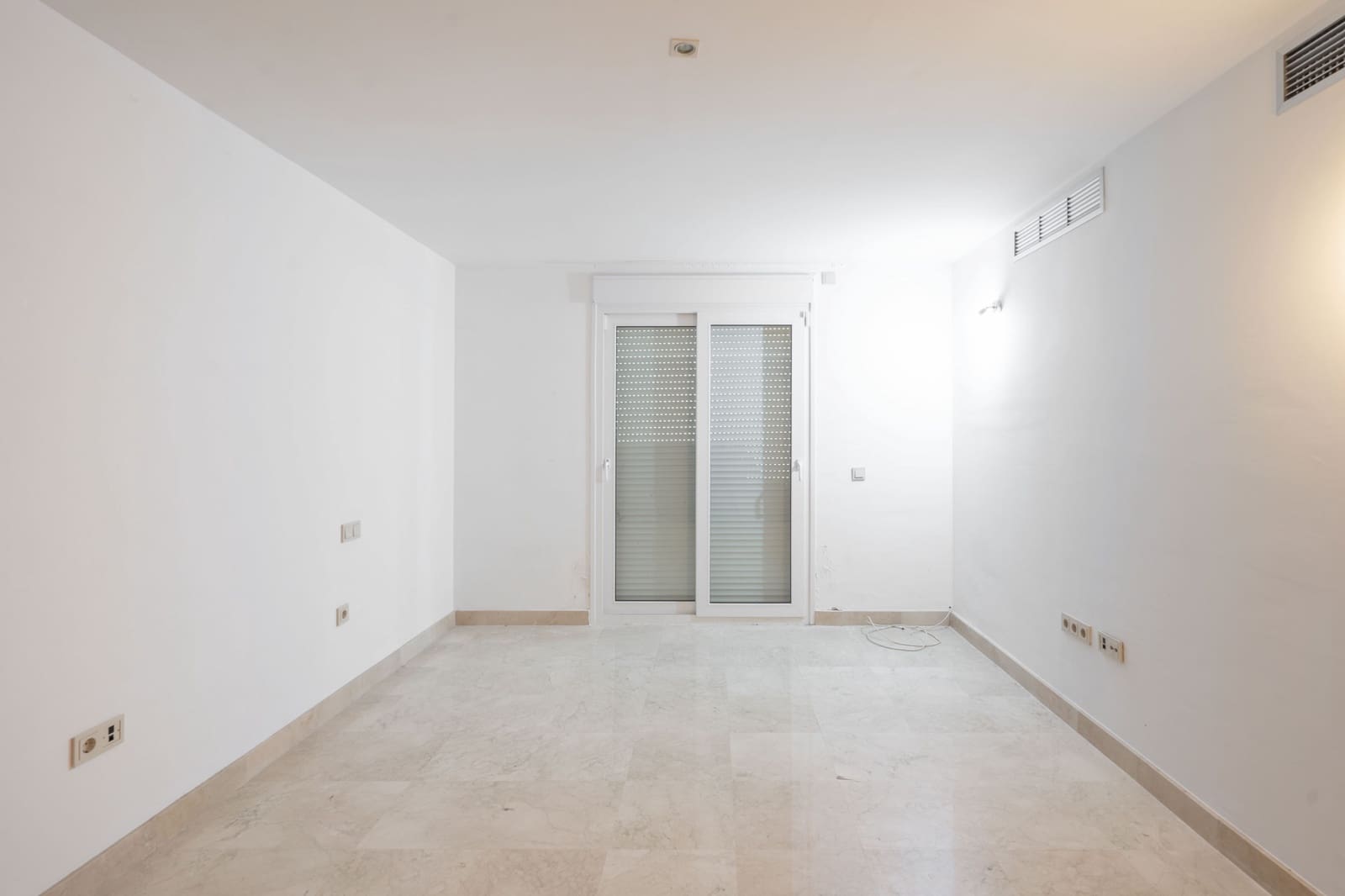 4 soveværelse Villa til salg i Sotogrande med swimmingpool garage - € 980.000 (Ref: 7792989)