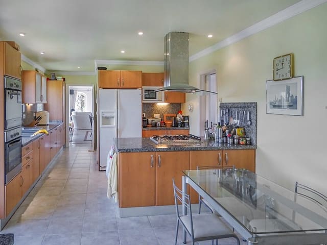 4 soverom Villa til salgs i Sotogrande Alto, San Roque med svømmebasseng garasje - € 1 700 000 (Ref: 7792991)