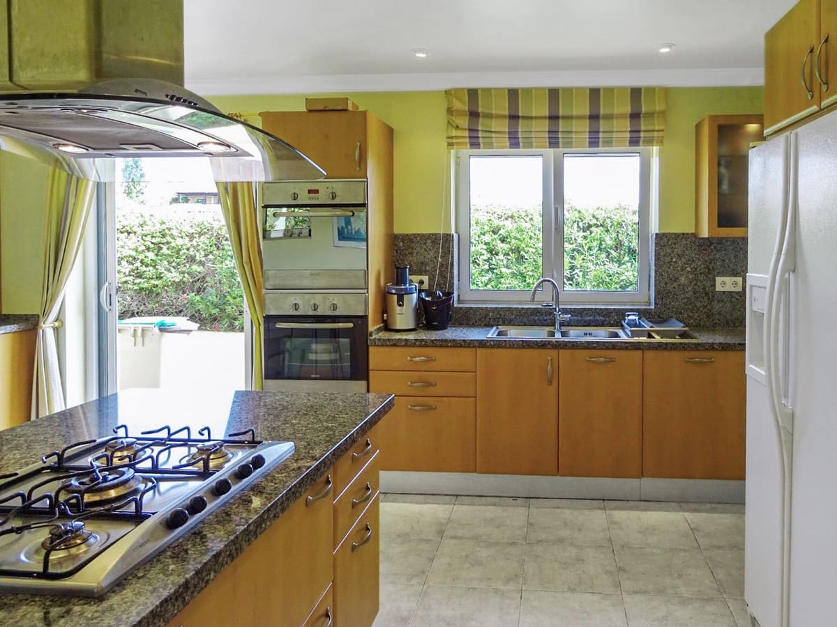 4 soverom Villa til salgs i Sotogrande med svømmebasseng garasje - € 1 700 000 (Ref: 7792991)