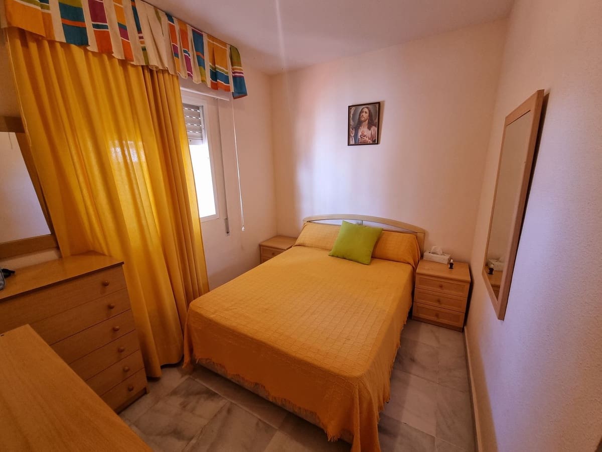 2 bedroom Penthouse for sale in San Luis de Sabinillas with pool - € 229,000 (Ref: 7793005)