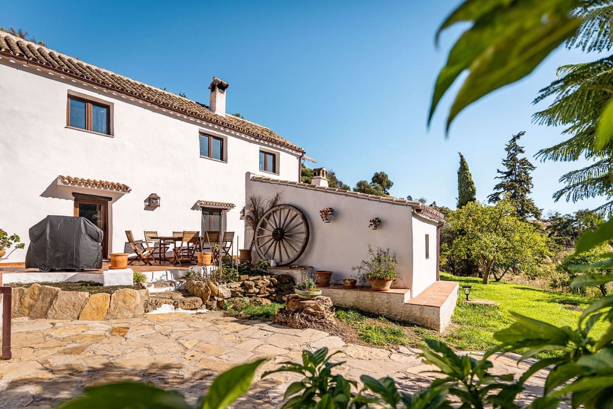 3 chambre Finca/Maison de Campagne à vendre à Casares avec piscine garage - 850 000 € (Ref: 7793031)