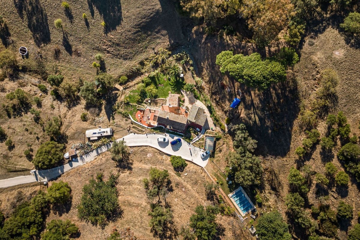 3 chambre Finca/Maison de Campagne à vendre à Casares avec piscine garage - 850 000 € (Ref: 7793031)
