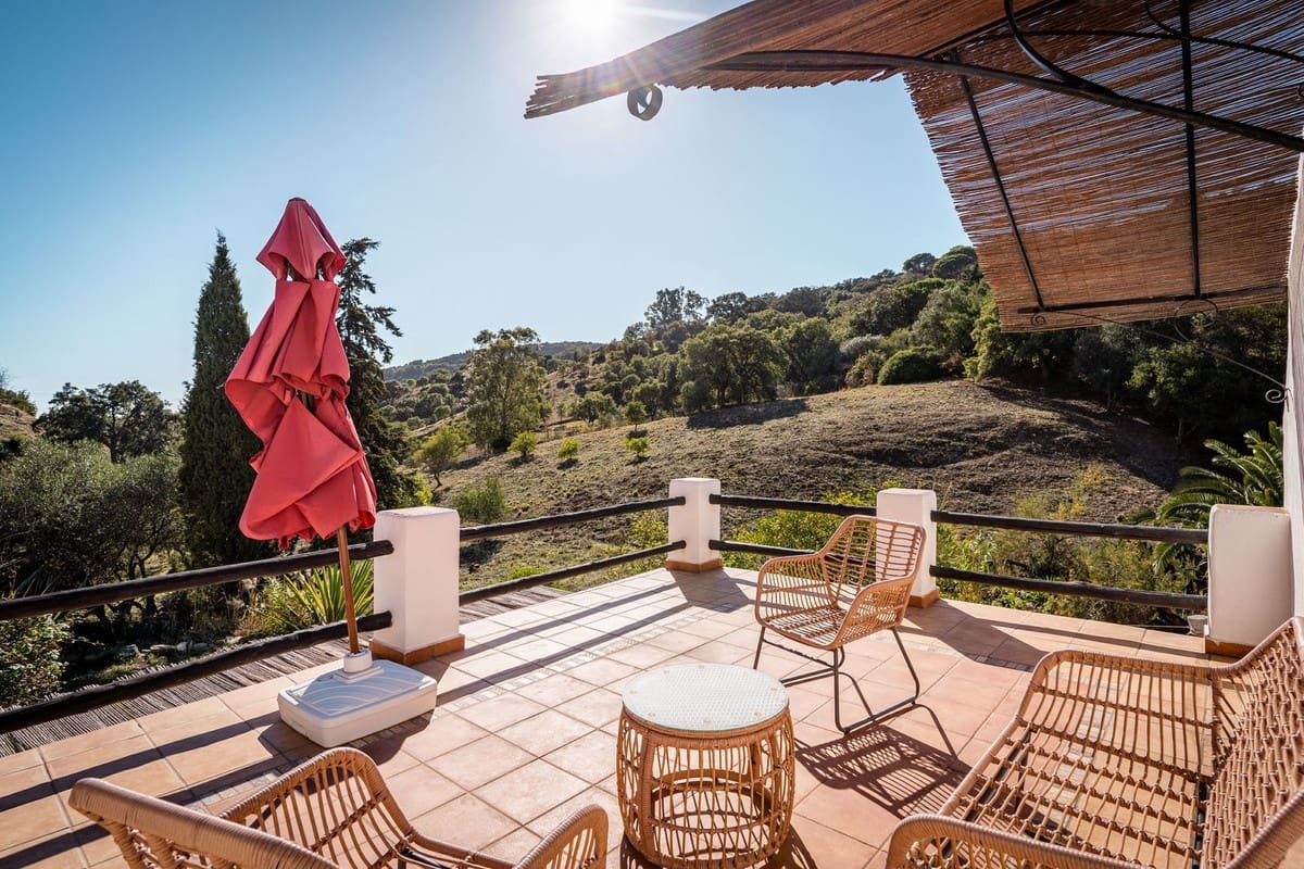 3 chambre Finca/Maison de Campagne à vendre à Casares avec piscine garage - 850 000 € (Ref: 7793031)