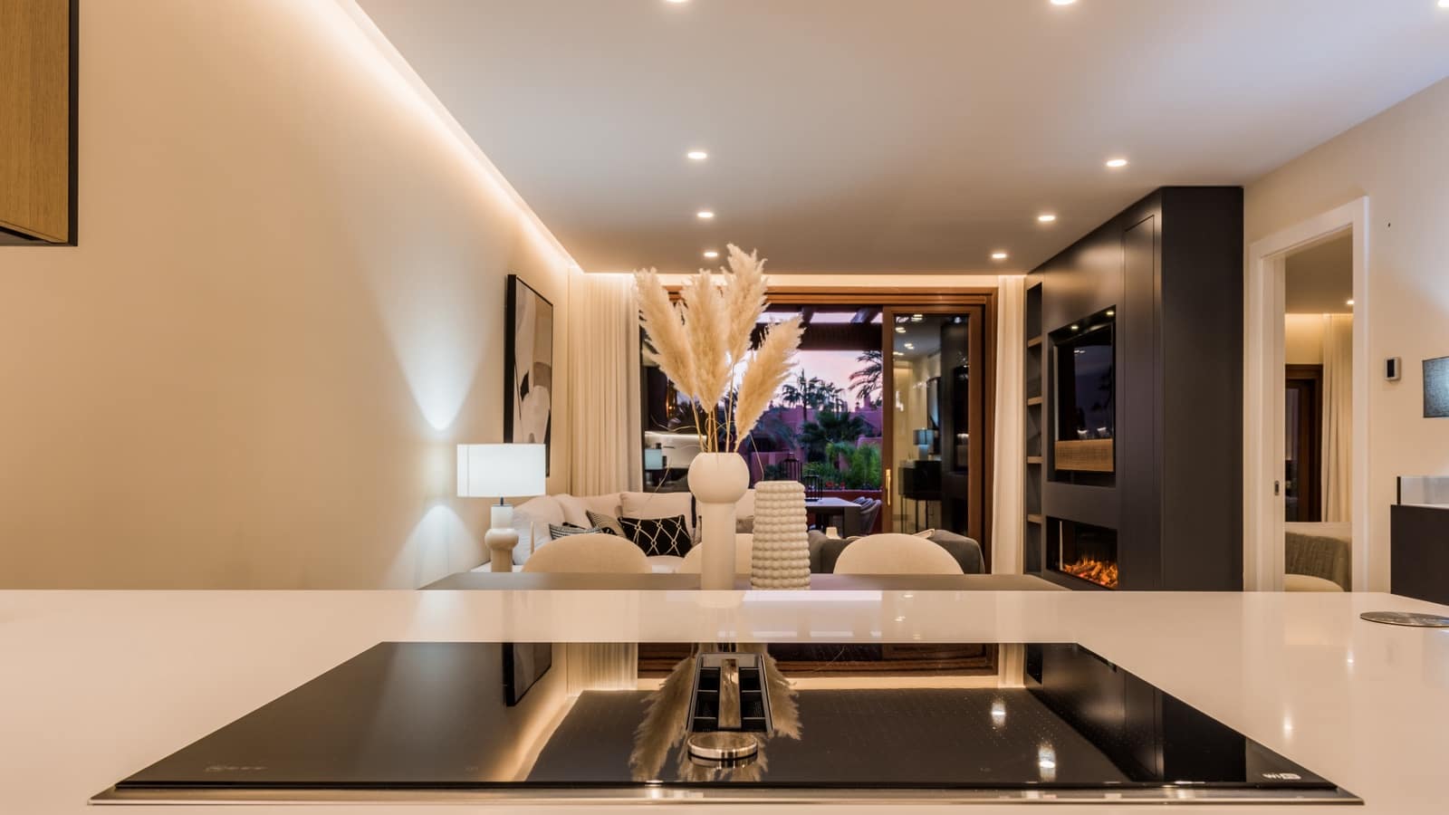 3 slaapkamer Appartement te koop in Estepona met zwembad garage - € 1.395.000 (Ref: 7793064)