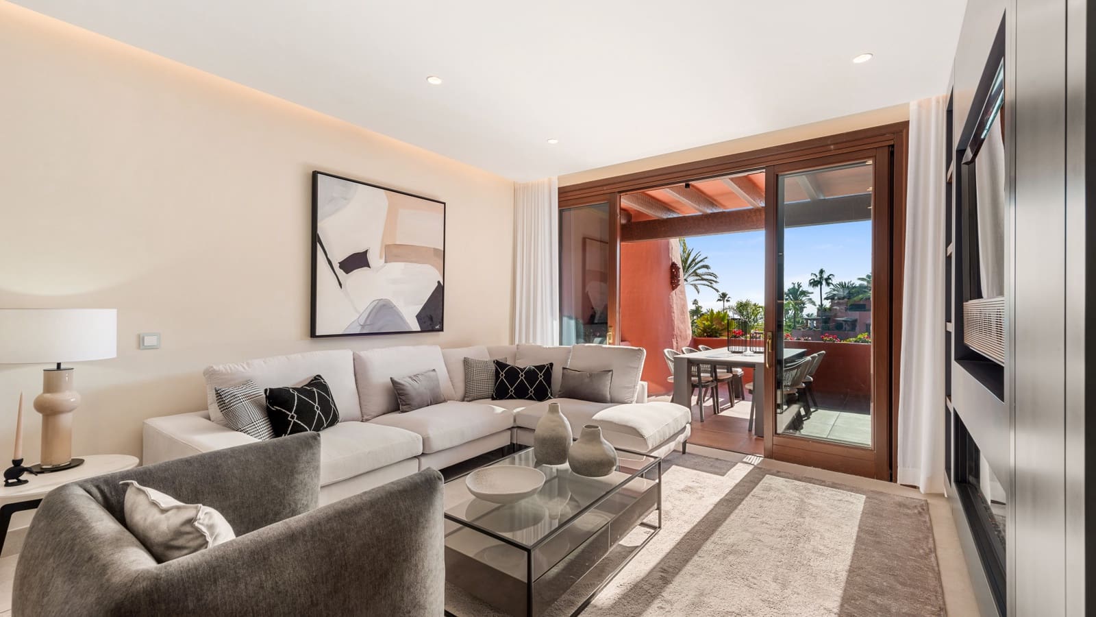 3 slaapkamer Appartement te koop in Estepona met zwembad garage - € 1.395.000 (Ref: 7793064)