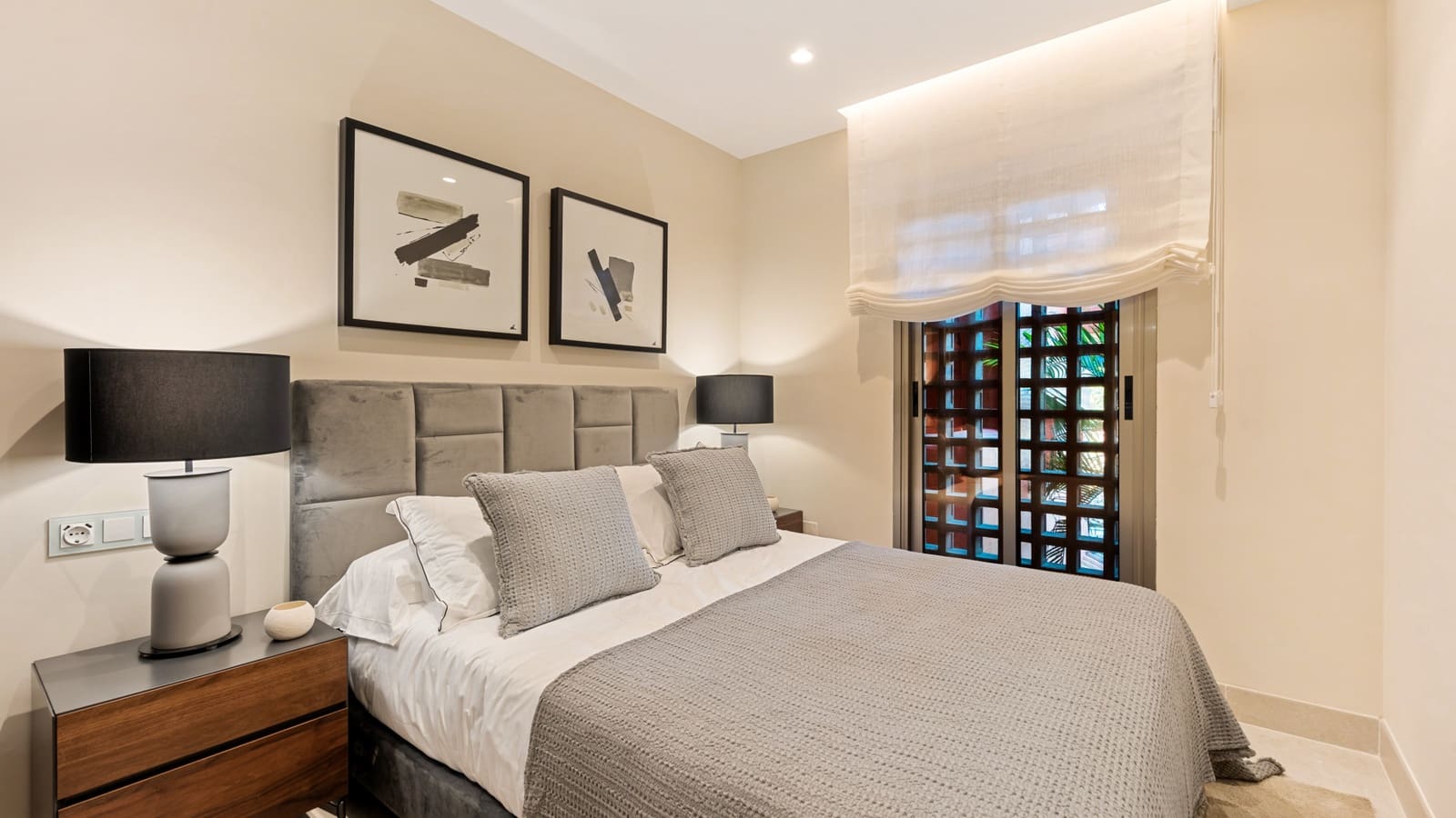 3 slaapkamer Appartement te koop in Estepona met zwembad garage - € 1.395.000 (Ref: 7793064)