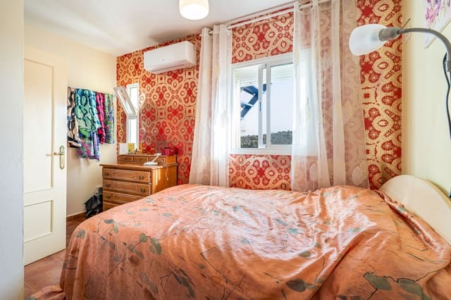 3 bedroom Townhouse for sale in Guadiaro, San Roque with garage - € 275,000 (Ref: 7793065)