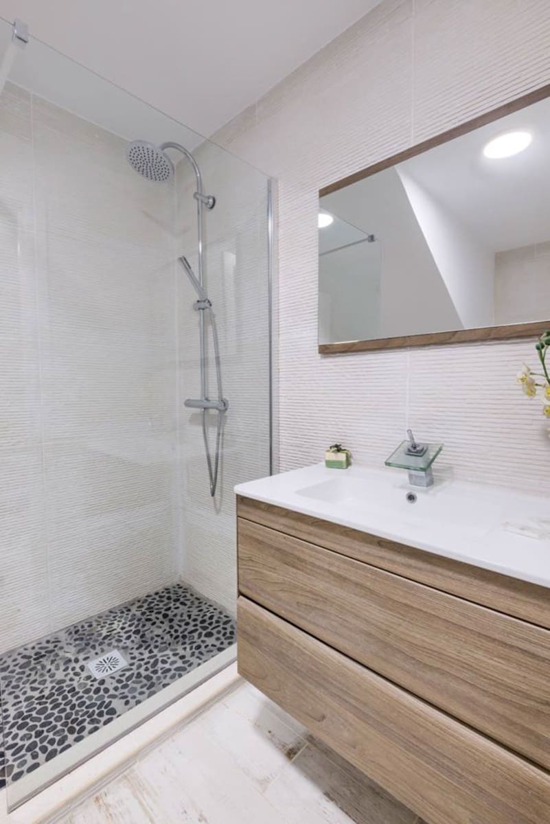 6 soveværelse Villa til salg i Marbella - € 1.250.000 (Ref: 7793075)