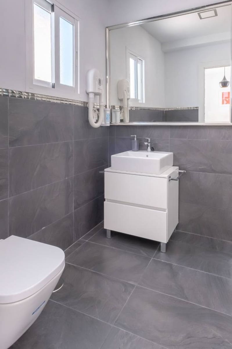 6 soveværelse Villa til salg i Marbella - € 1.250.000 (Ref: 7793075)