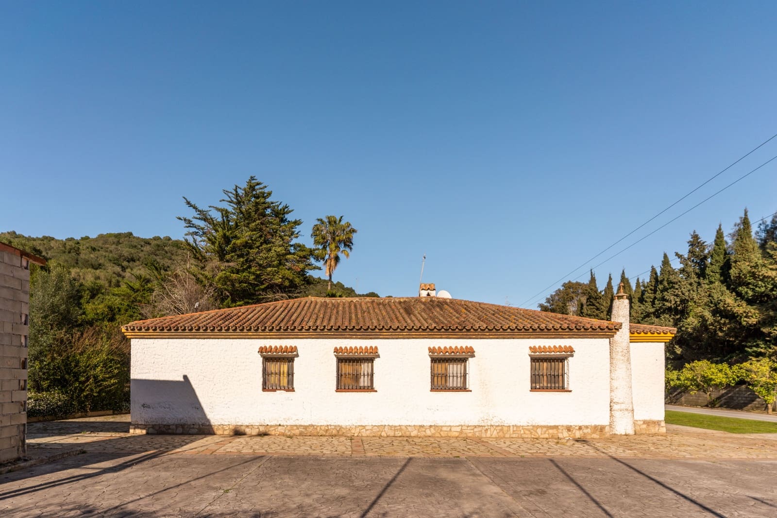 5 soveværelse Finca/Landehus til salg i San Martin del Tesorillo med swimmingpool garage - € 690.000 (Ref: 7793081)