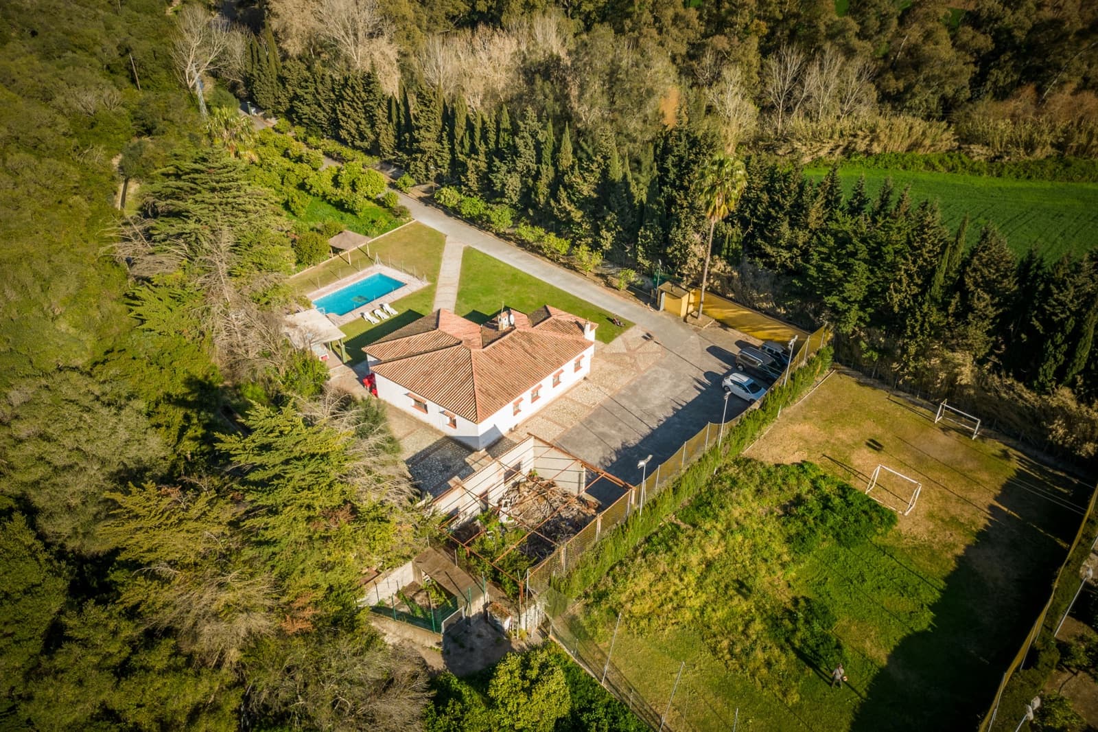 5 soveværelse Finca/Landehus til salg i San Martin del Tesorillo med swimmingpool garage - € 690.000 (Ref: 7793081)