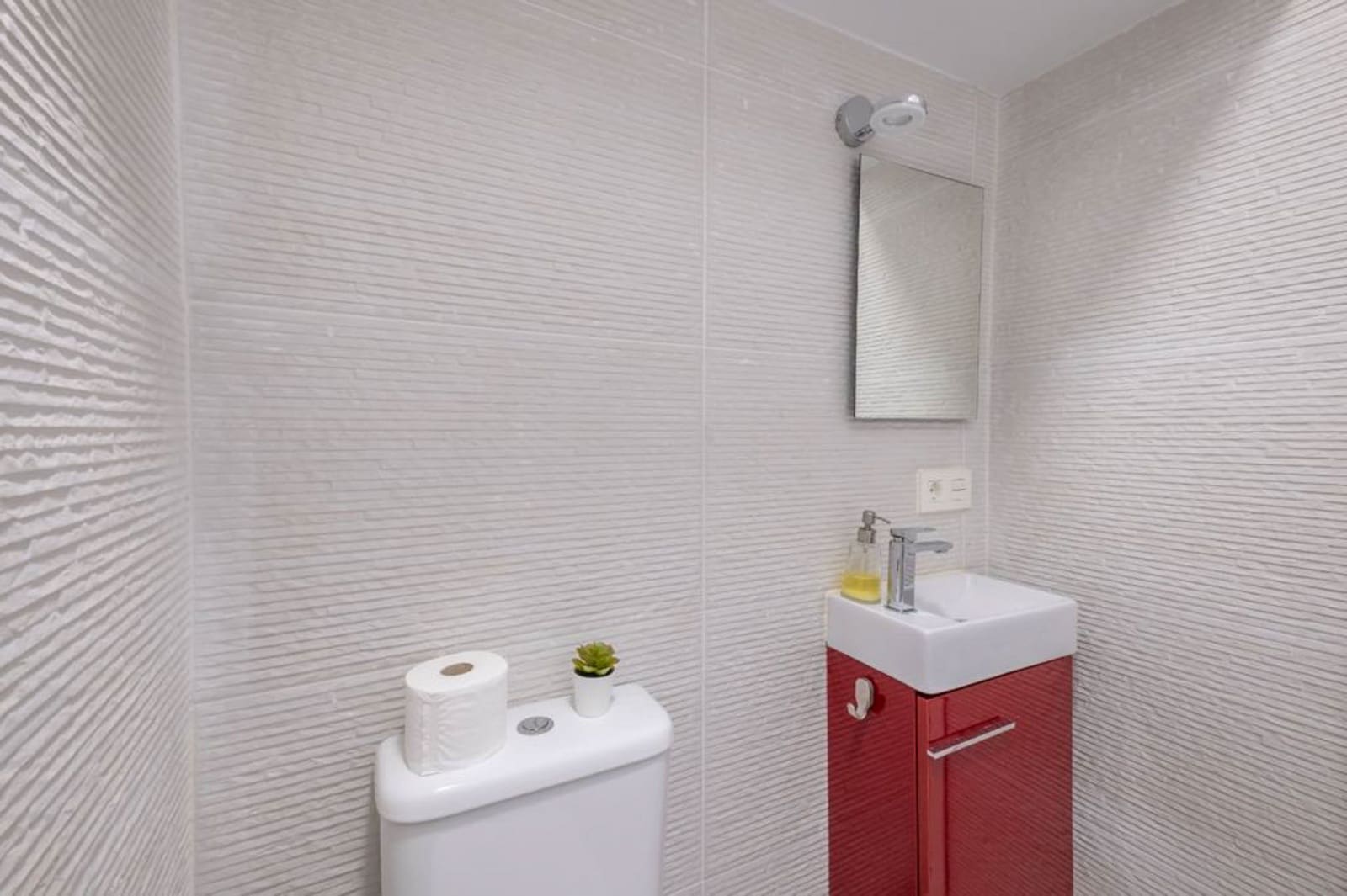 6 slaapkamer Villa te koop in Marbella - € 1.250.000 (Ref: 7793087)