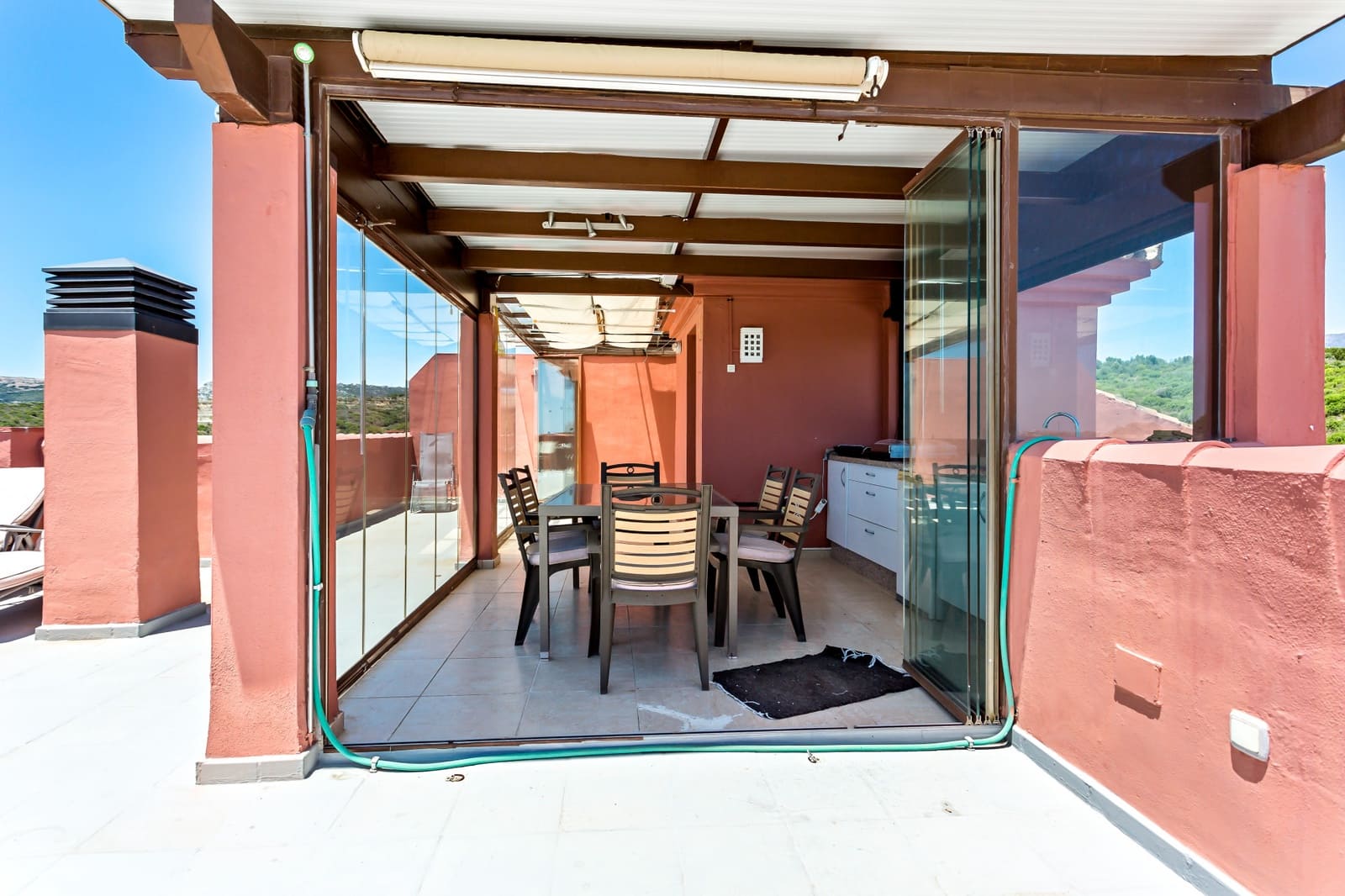 3 slaapkamer Penthouse te koop in Casares met zwembad garage - € 535.000 (Ref: 7793101)