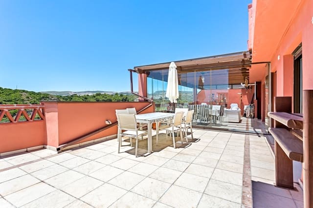 3 soveværelse Penthouse til salg i Casares med swimmingpool garage - € 535.000 (Ref: 7793101)