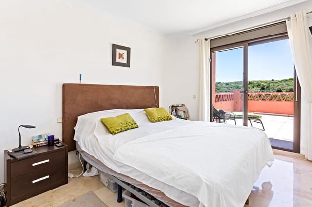 3 soveværelse Penthouse til salg i Casares med swimmingpool garage - € 535.000 (Ref: 7793101)