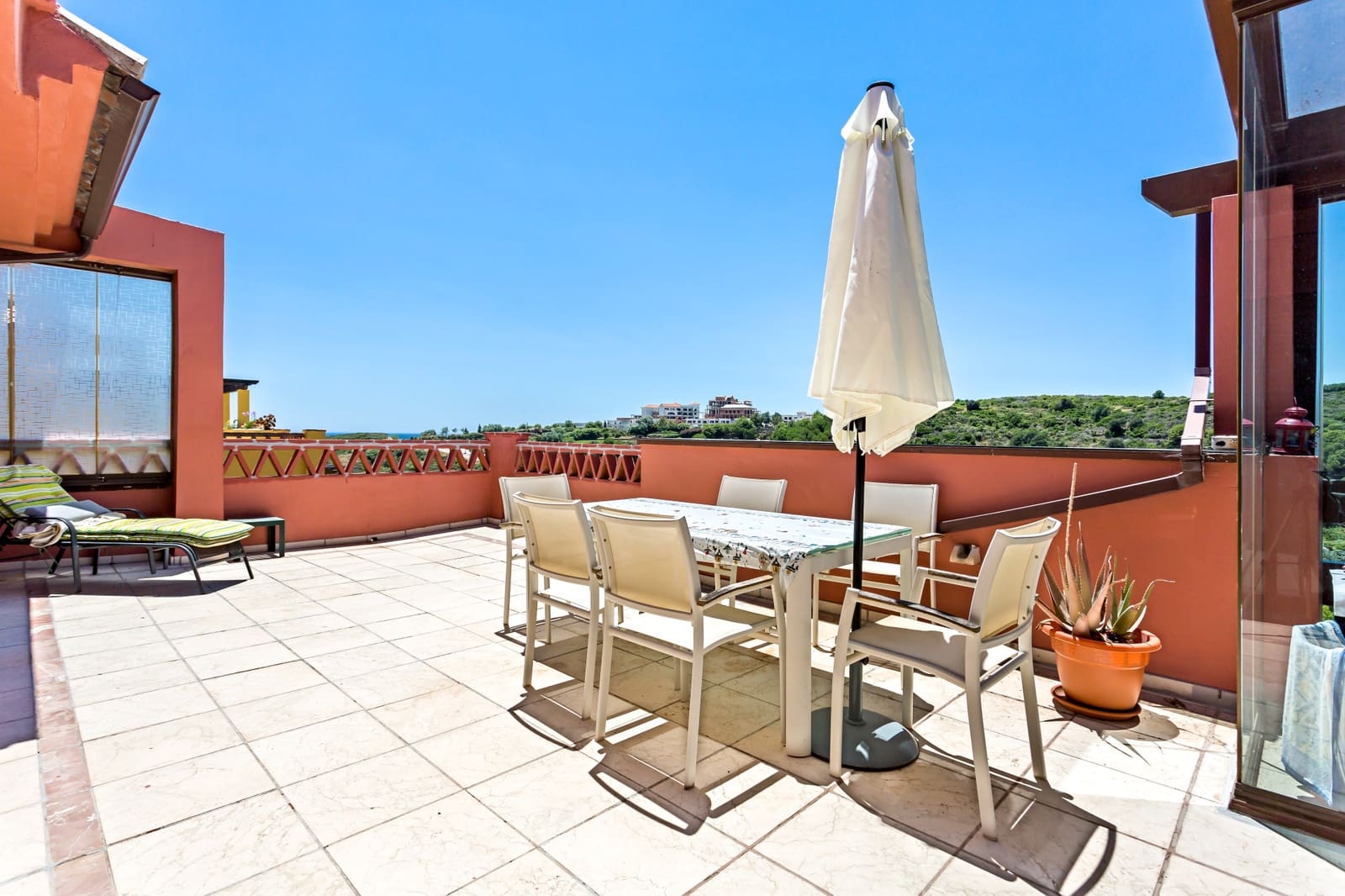 3 Zimmer Penthouse zu verkaufen in Casares mit Pool Garage - 535.000 € (Ref: 7793101)