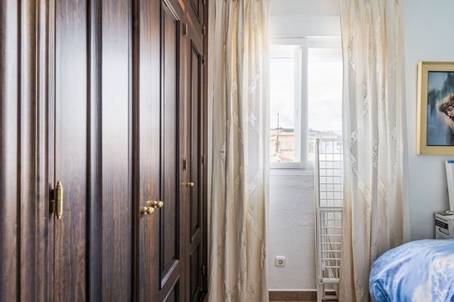 3 slaapkamer Appartement te koop in San Luis de Sabinillas, Manilva - € 240.000 (Ref: 7793104)