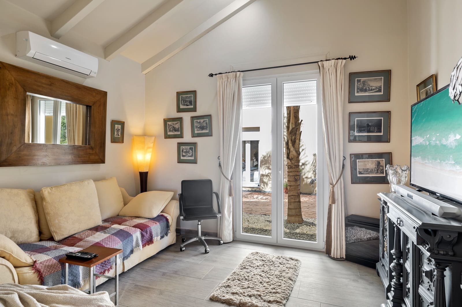 4 bedroom Villa for sale in Mijas Costa with pool garage - € 1,895,000 (Ref: 7793110)