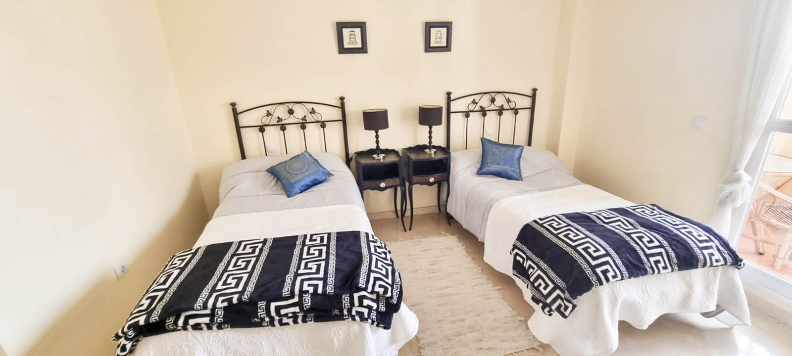 2 soverom Leilighet til salgs i La Duquesa / Puerto de la Duquesa med svømmebasseng garasje - € 269 500 (Ref: 7793138)