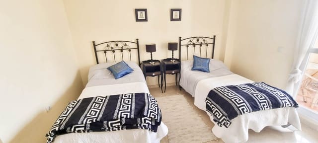 2 soverom Leilighet til salgs i La Duquesa / Puerto de la Duquesa, Manilva med svømmebasseng garasje - € 269 500 (Ref: 7793138)