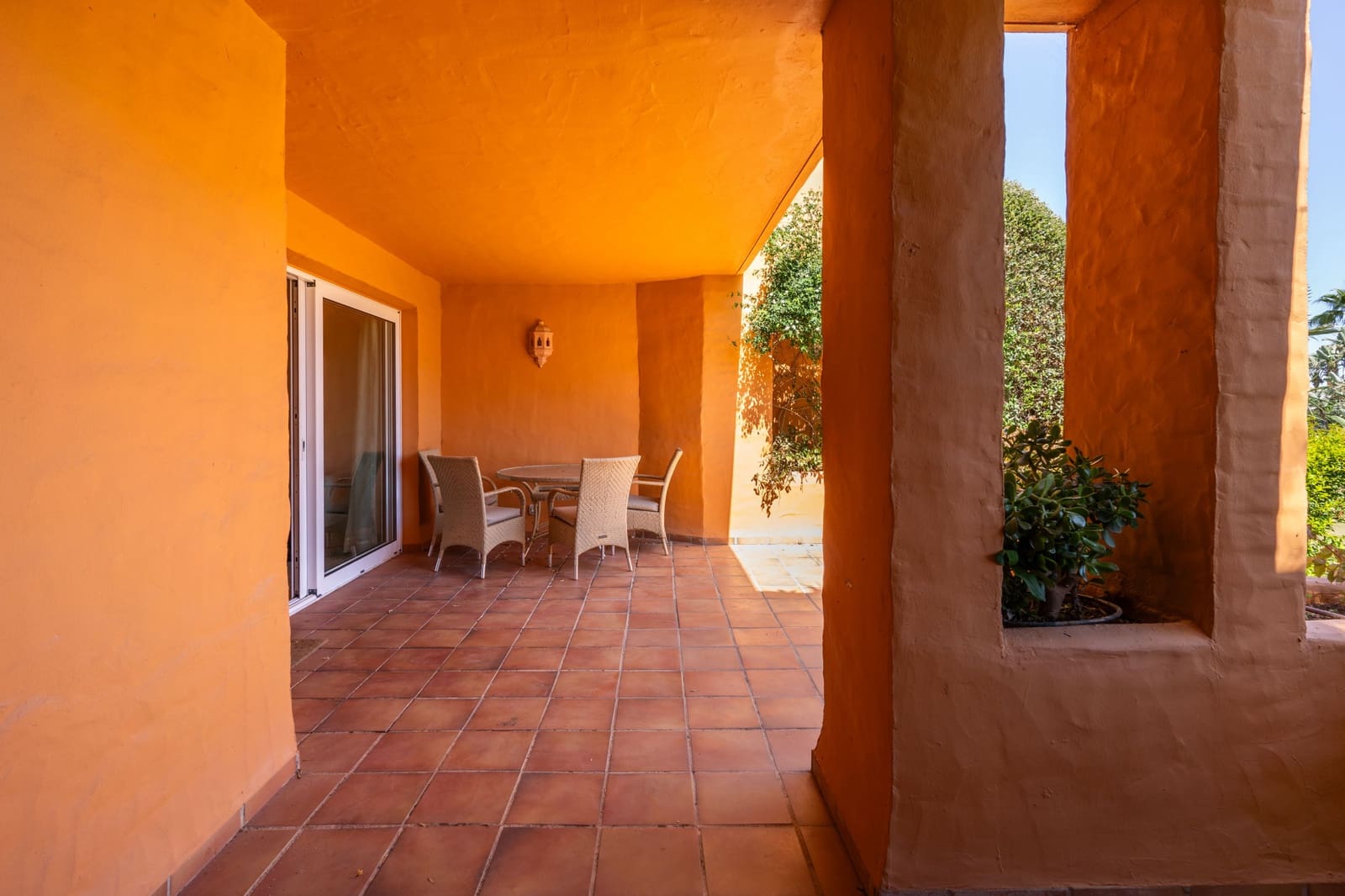 3 soveværelse Lejlighed til salg i La Duquesa / Puerto de la Duquesa med swimmingpool garage - € 549.950 (Ref: 7793149)