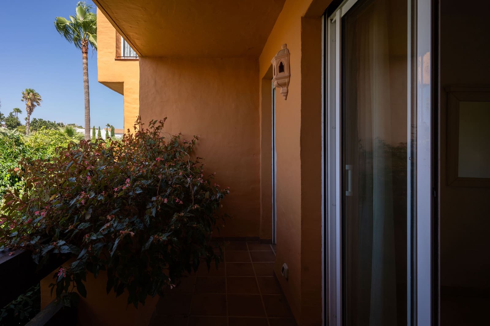 3 soveværelse Lejlighed til salg i La Duquesa / Puerto de la Duquesa med swimmingpool garage - € 549.950 (Ref: 7793149)