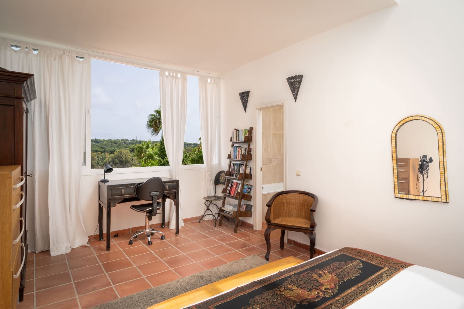 5 soveværelse Villa til salg i Sotogrande med swimmingpool garage - € 980.000 (Ref: 7793157)