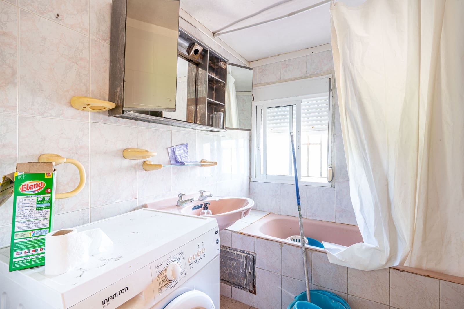 11 soveværelse Hotel til salg i Torreguadiaro med swimmingpool garage - € 1.400.000 (Ref: 7793194)