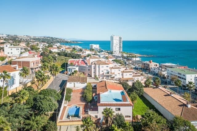 11 soverom Hotell til salgs i Torreguadiaro, San Roque med svømmebasseng garasje - € 1 500 000 (Ref: 7793194)