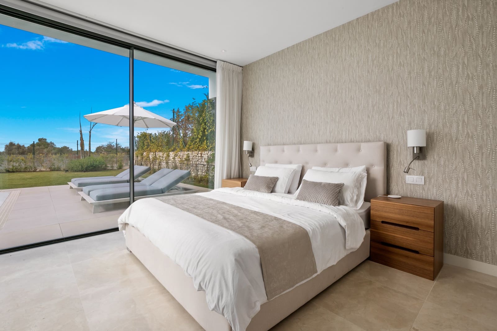 6 slaapkamer Villa te koop in Calahonda met zwembad garage - € 2.100.000 (Ref: 7793198)