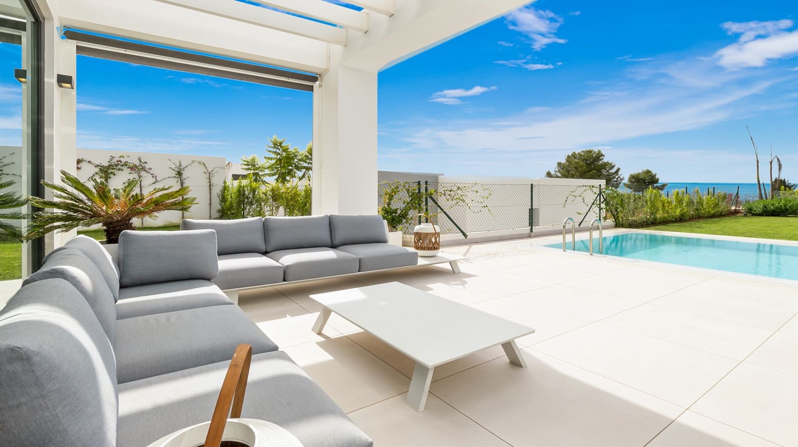 6 slaapkamer Villa te koop in Calahonda met zwembad garage - € 2.100.000 (Ref: 7793198)