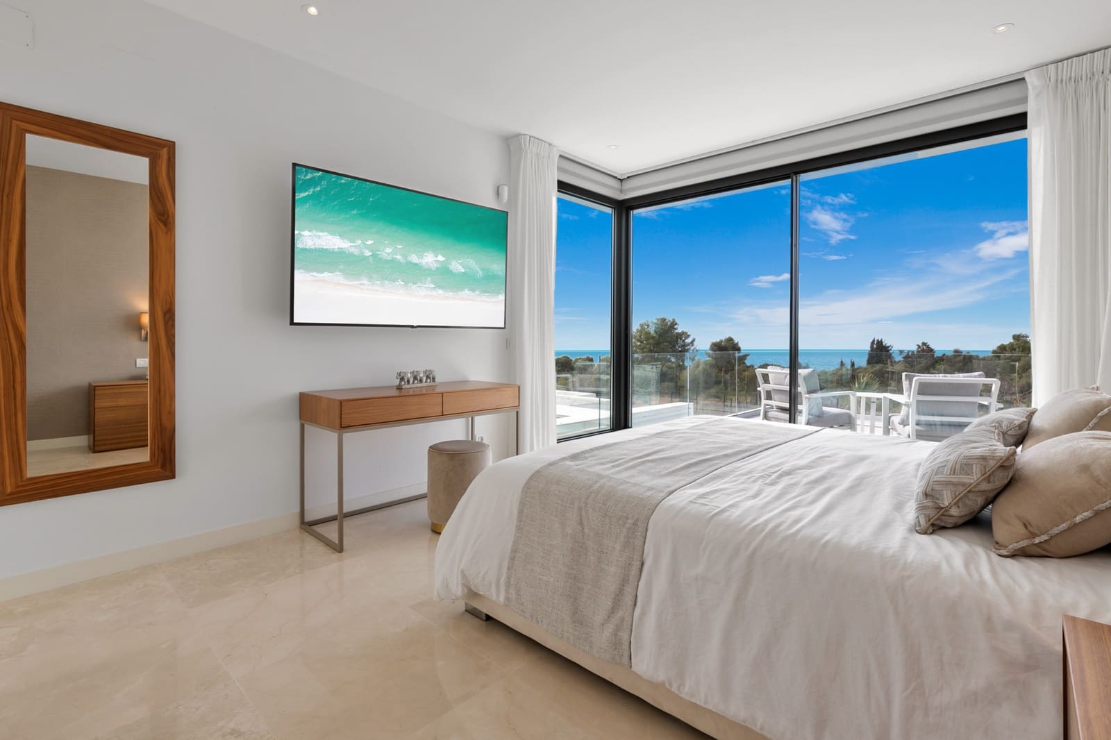 6 slaapkamer Villa te koop in Calahonda met zwembad garage - € 2.100.000 (Ref: 7793198)