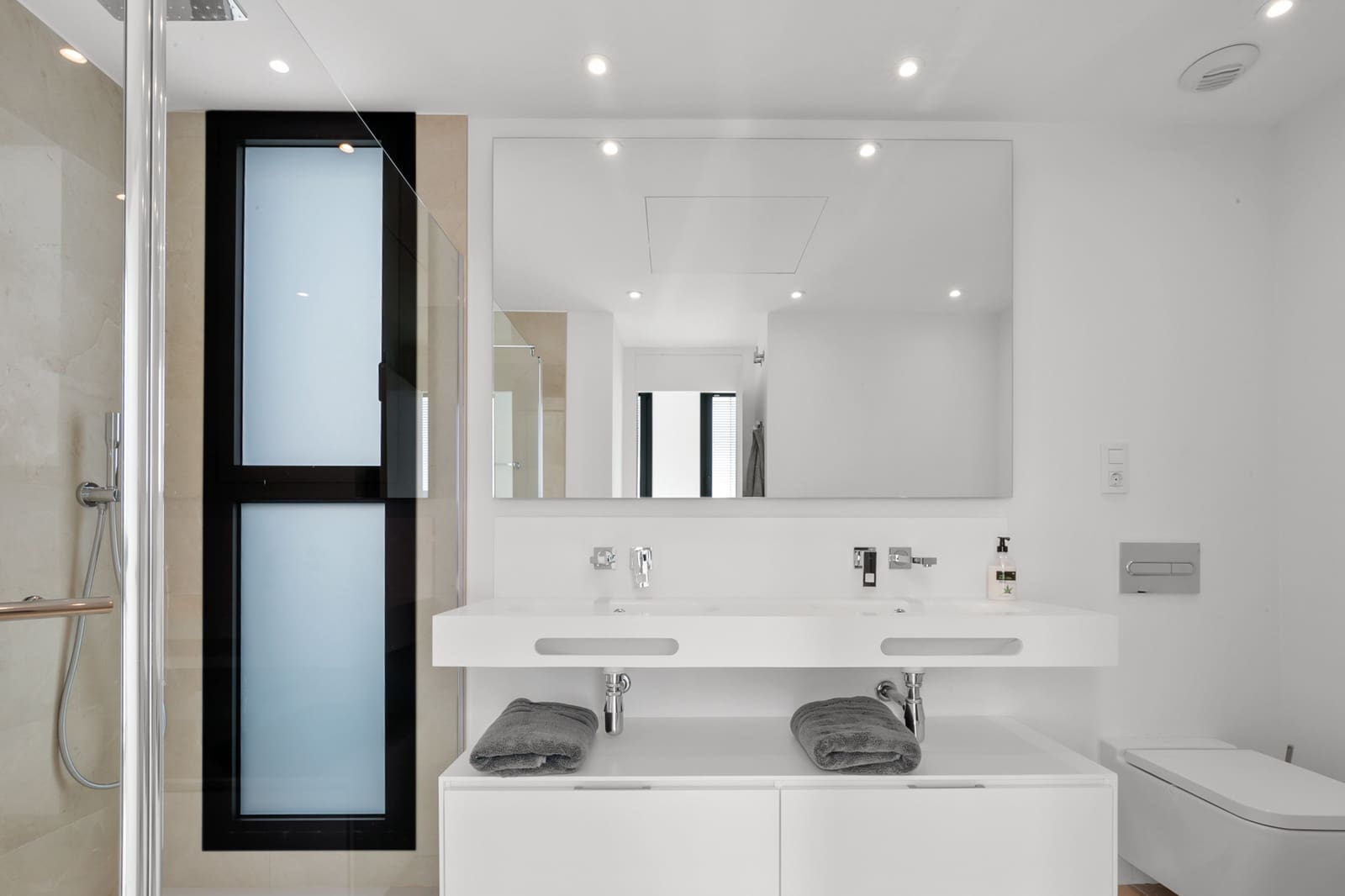 6 slaapkamer Villa te koop in Calahonda met zwembad garage - € 2.100.000 (Ref: 7793198)