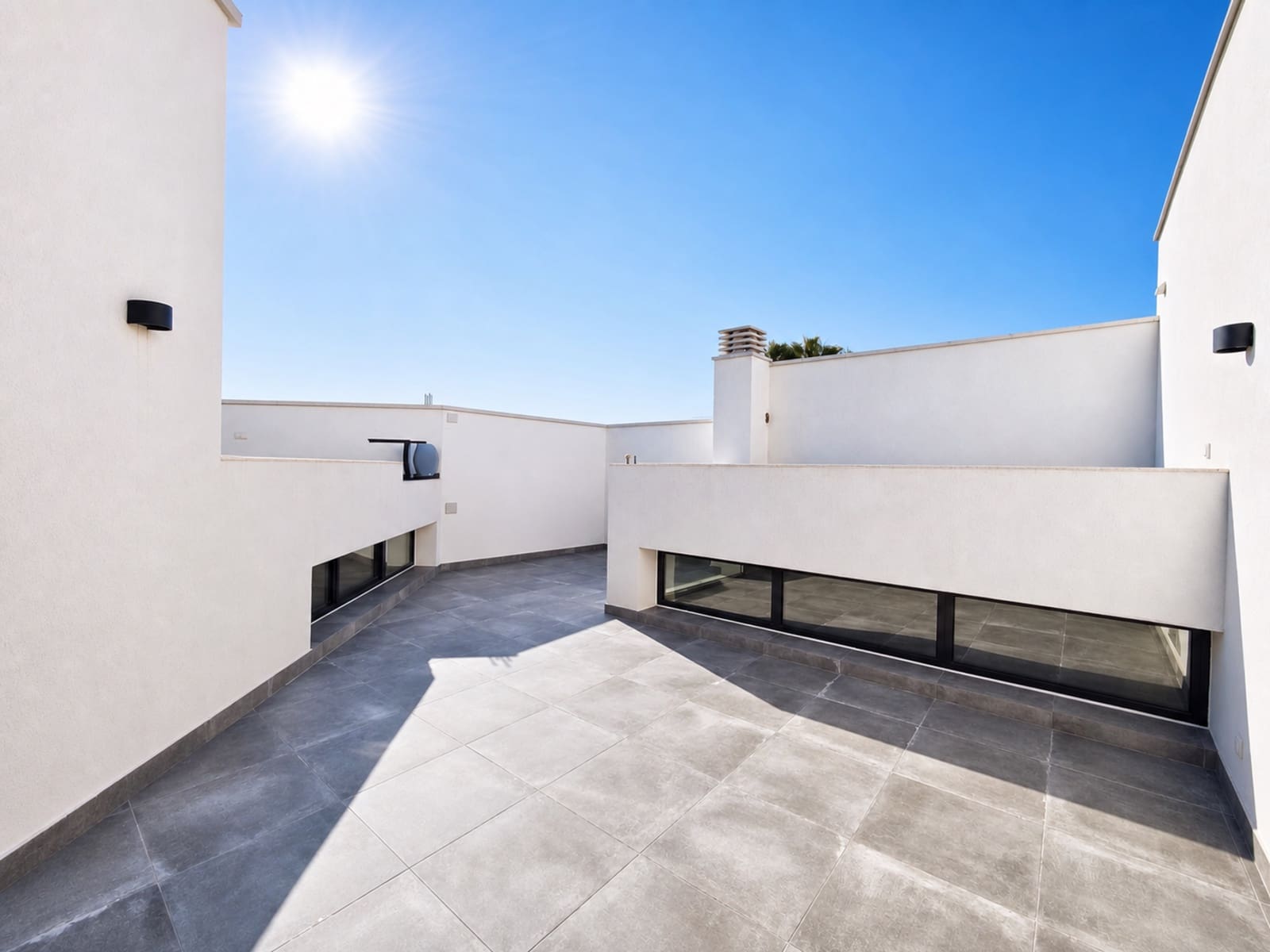 3 slaapkamer Villa te koop in Buenas Noches met zwembad garage - € 1.300.000 (Ref: 7823483)