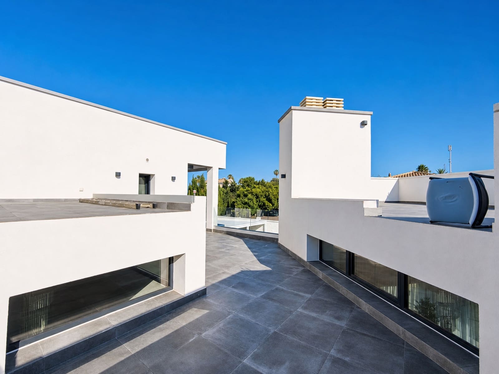 3 slaapkamer Villa te koop in Buenas Noches met zwembad garage - € 1.300.000 (Ref: 7823483)
