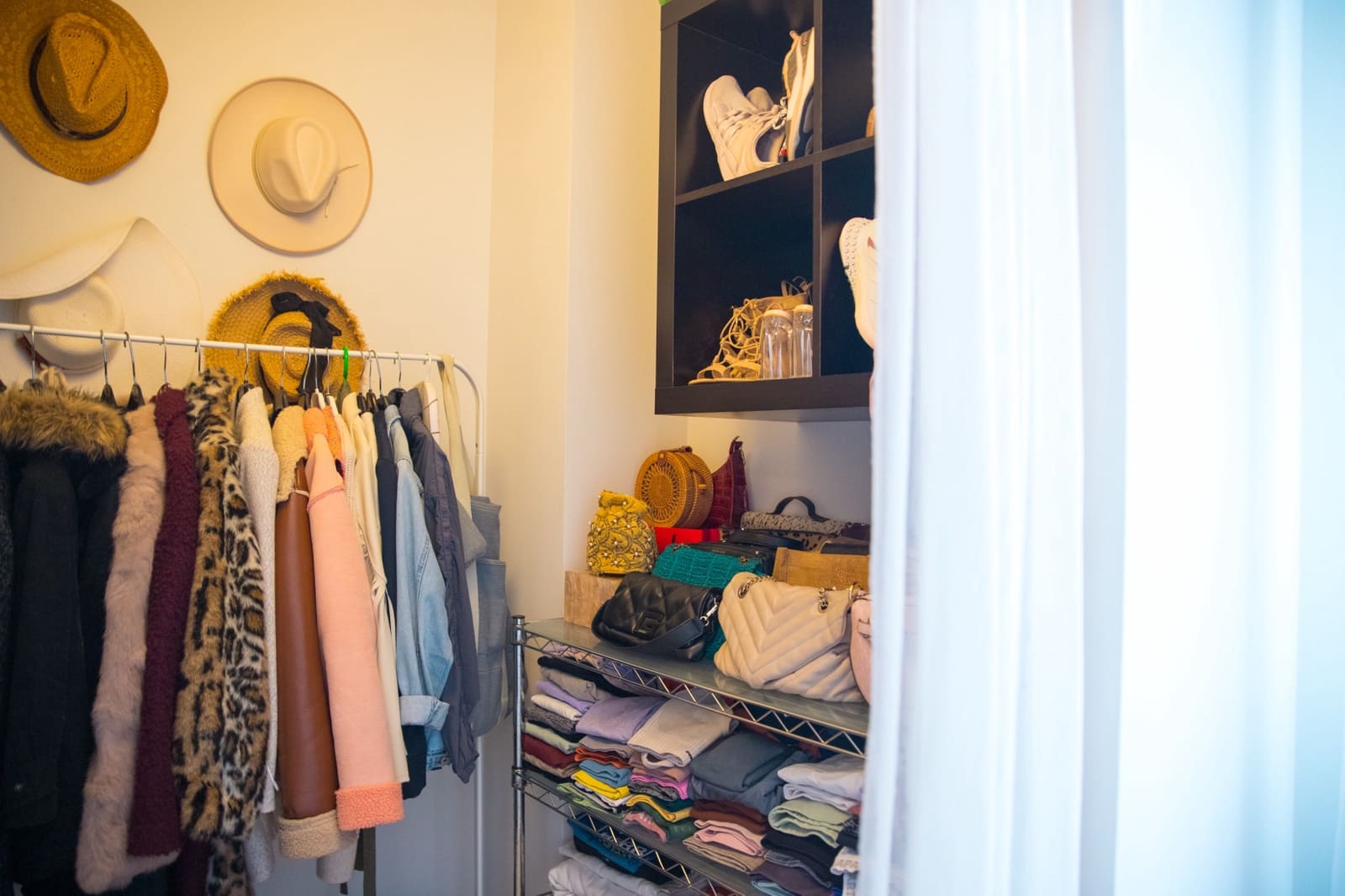 2 soverom Leilighet til salgs i La Duquesa / Puerto de la Duquesa med svømmebasseng garasje - € 250 000 (Ref: 7896200)