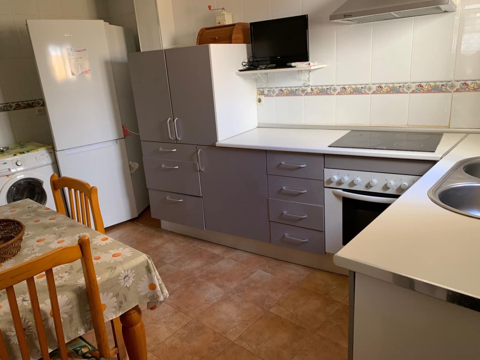 4 soveværelse Semi-Rækkehus til salg i Manilva - € 235.000 (Ref: 7950514)