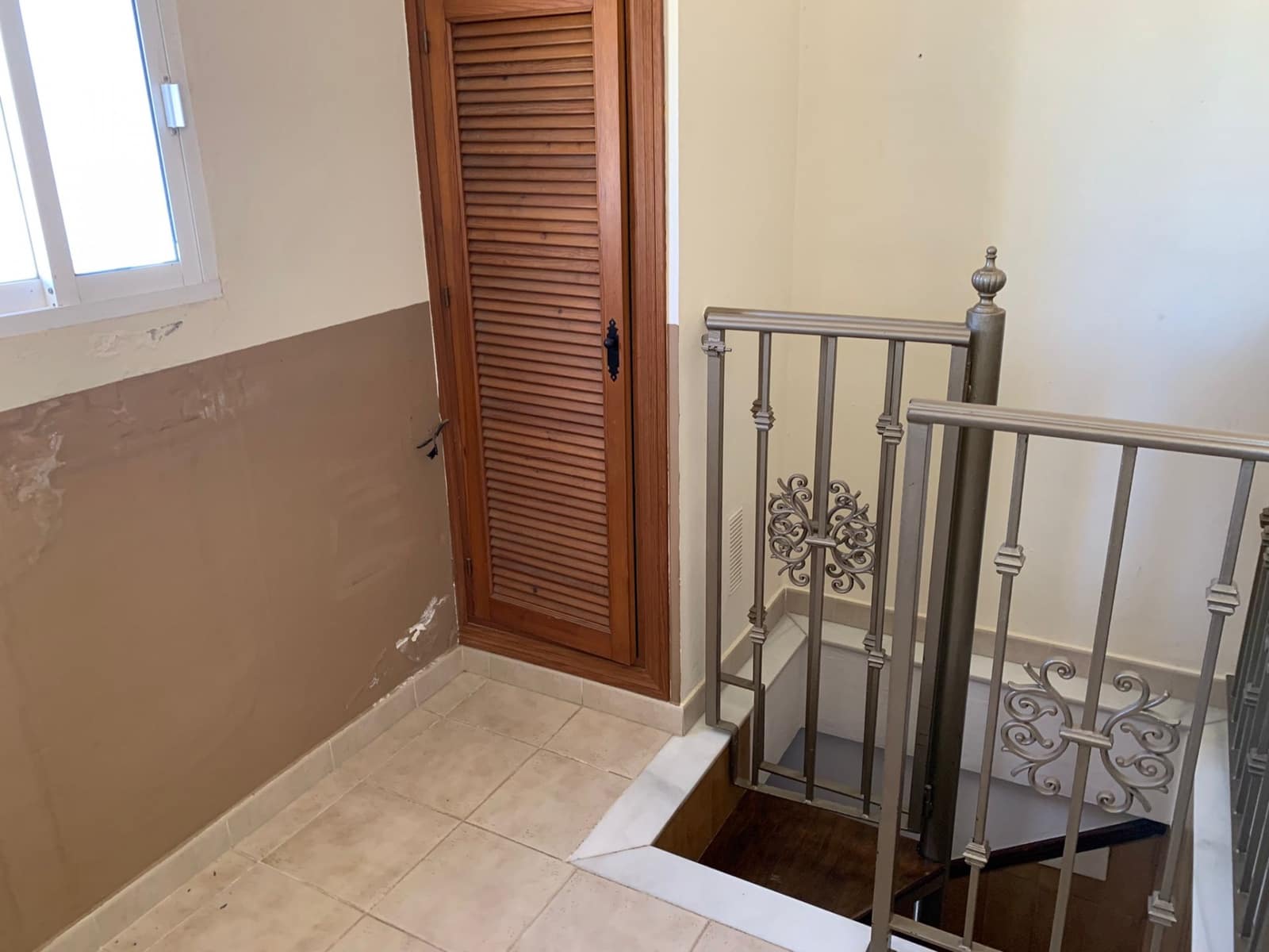 4 soveværelse Semi-Rækkehus til salg i Manilva - € 235.000 (Ref: 7950514)