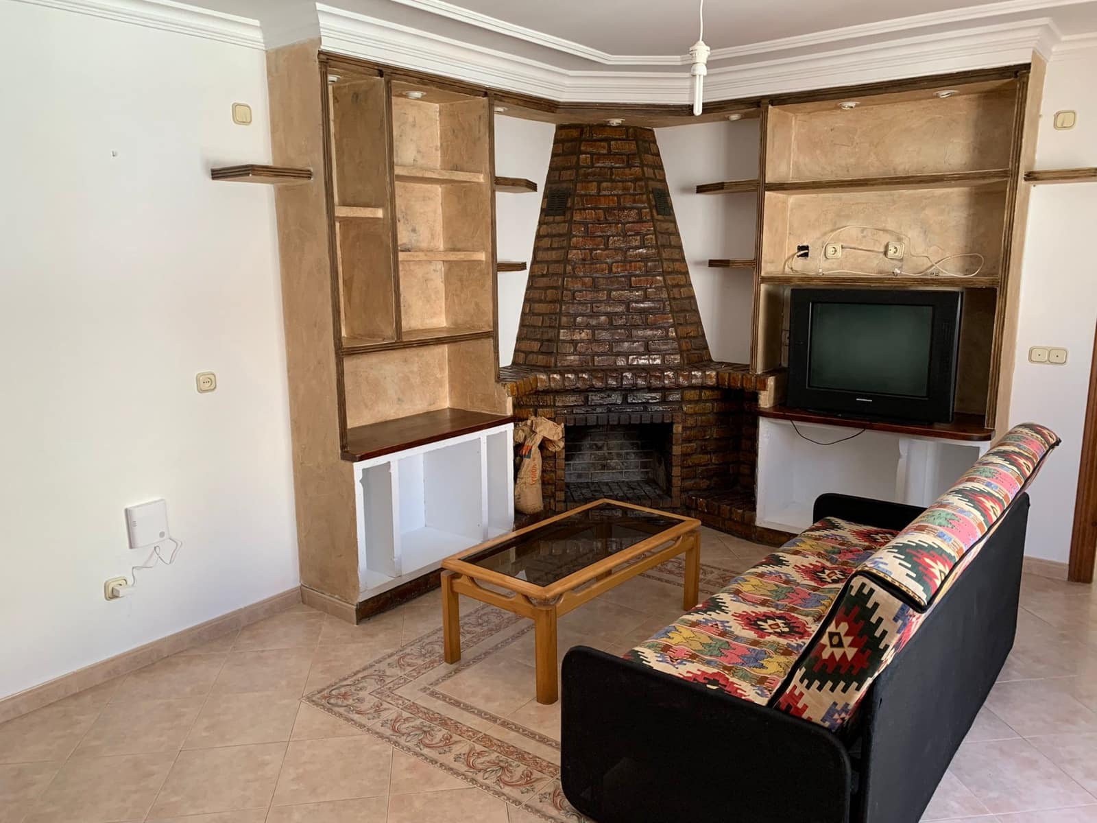 4 soveværelse Semi-Rækkehus til salg i Manilva - € 235.000 (Ref: 7950514)