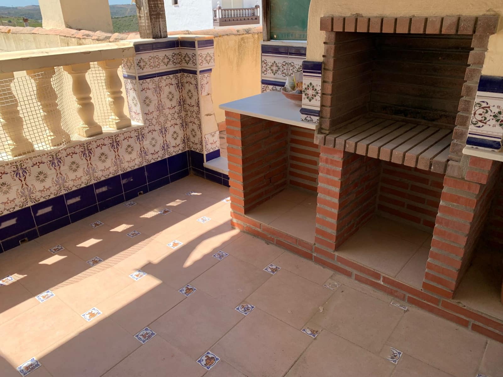 4 soveværelse Semi-Rækkehus til salg i Manilva - € 235.000 (Ref: 7950514)