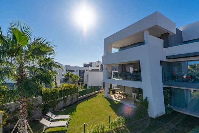 2 soveværelse Lejlighed til salg i Estepona med swimmingpool garage - € 499.000 (Ref: 8165096)